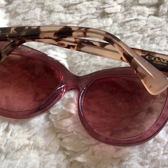 Coach Crystal Berry and Peach Tortoise Sunglasses 537114 HC8171 (L152) main image 13